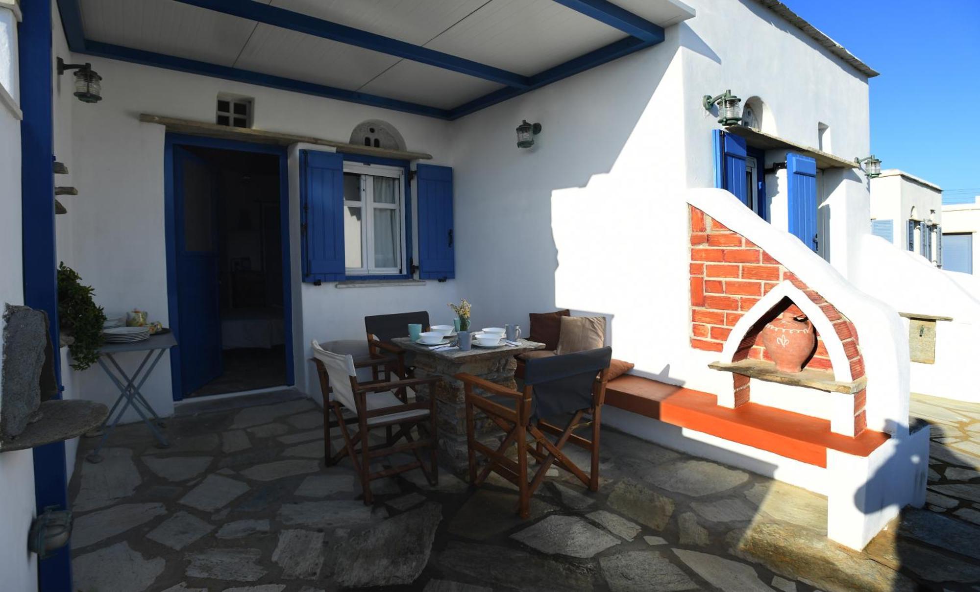 Lovely For 4 Ppl In Tinos Apartment *