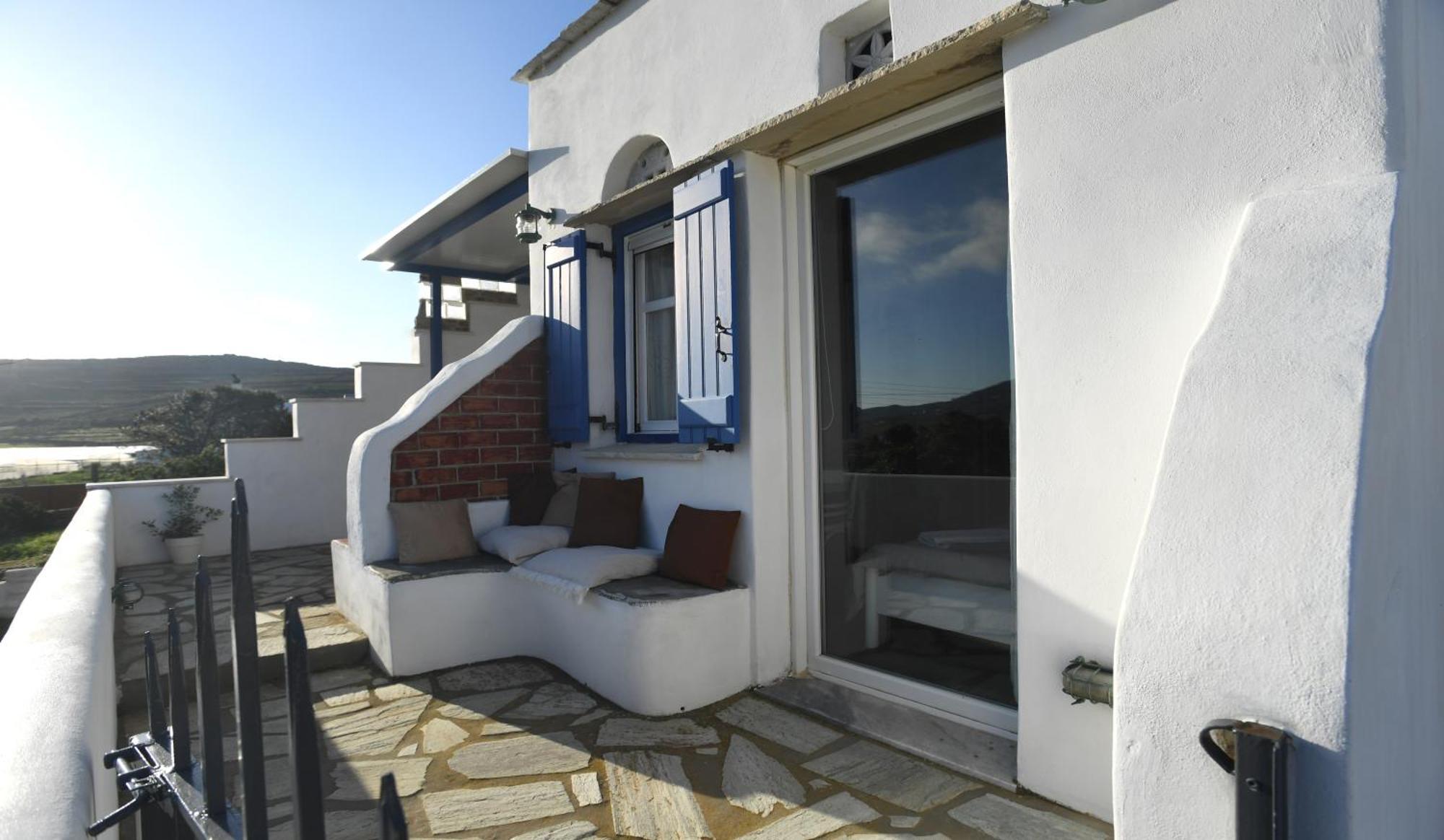 Lovely For 4 Ppl In Tinos Apartment